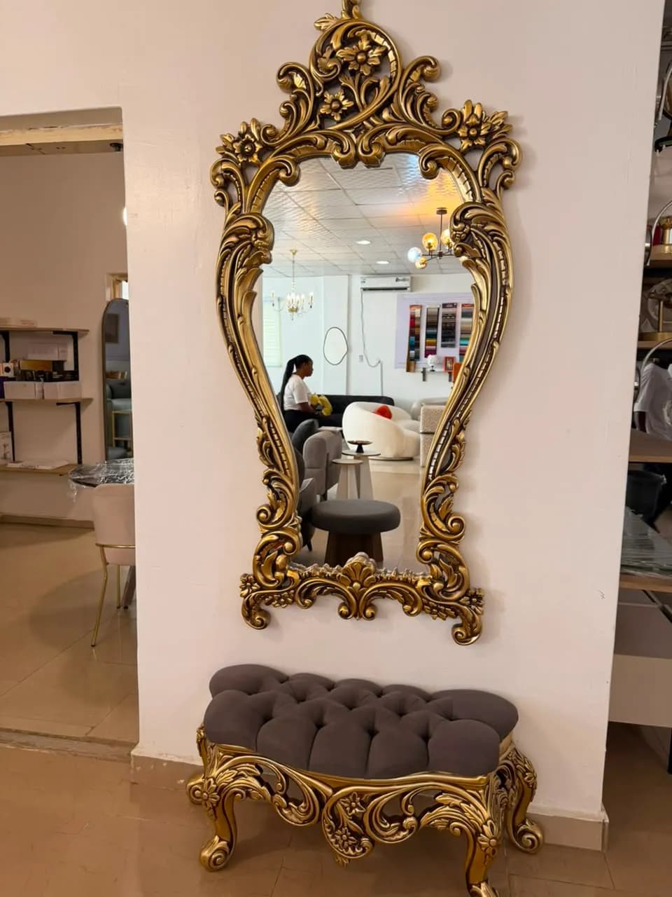 2-Piece Luxury Royal Baroque Set – Ornate Antique Gold Wall Mirror & Matching Tufted Bench