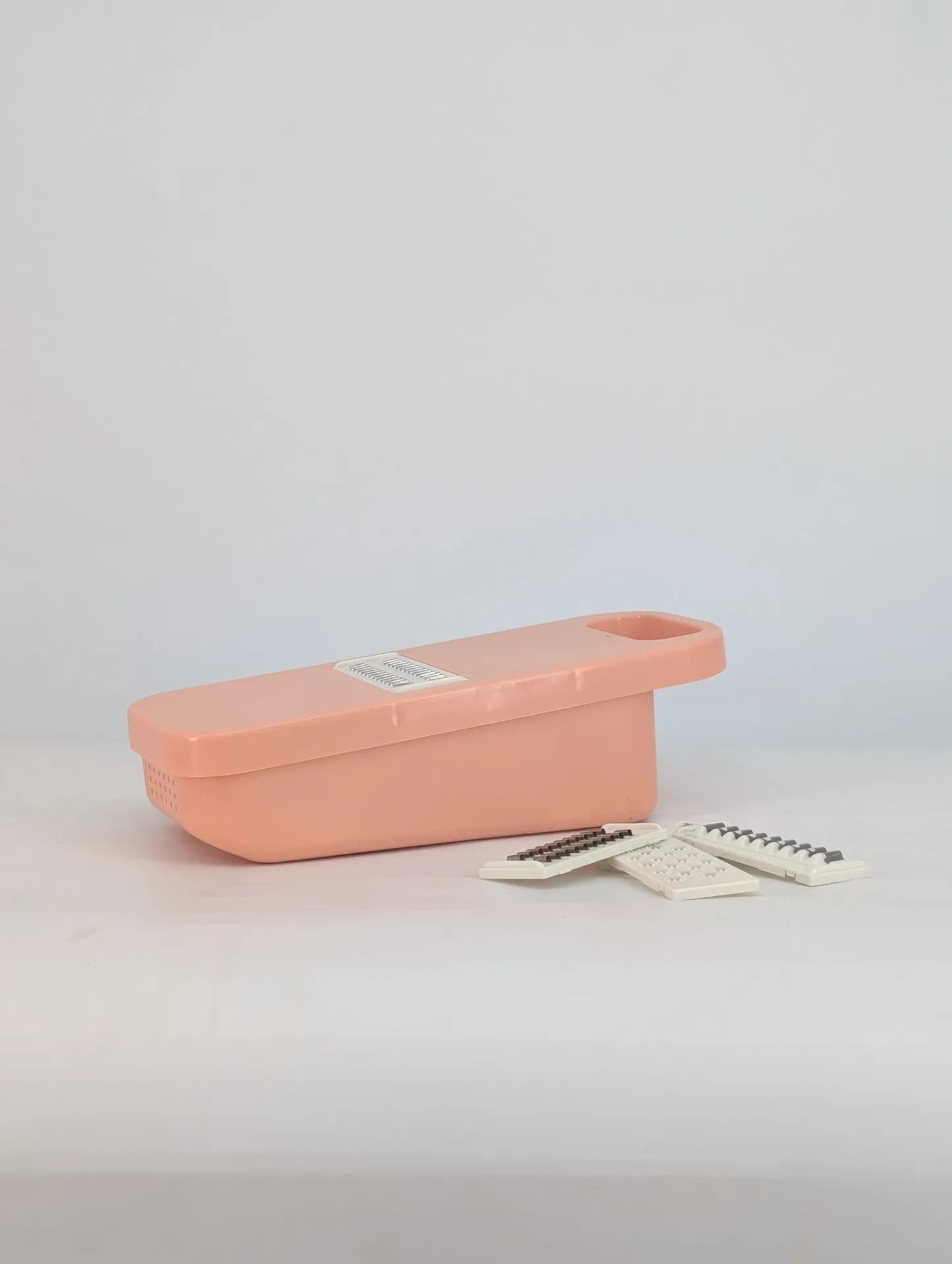 Multi-functional Kitchen Cleaner/Drain/Gather/Chopper — view 1