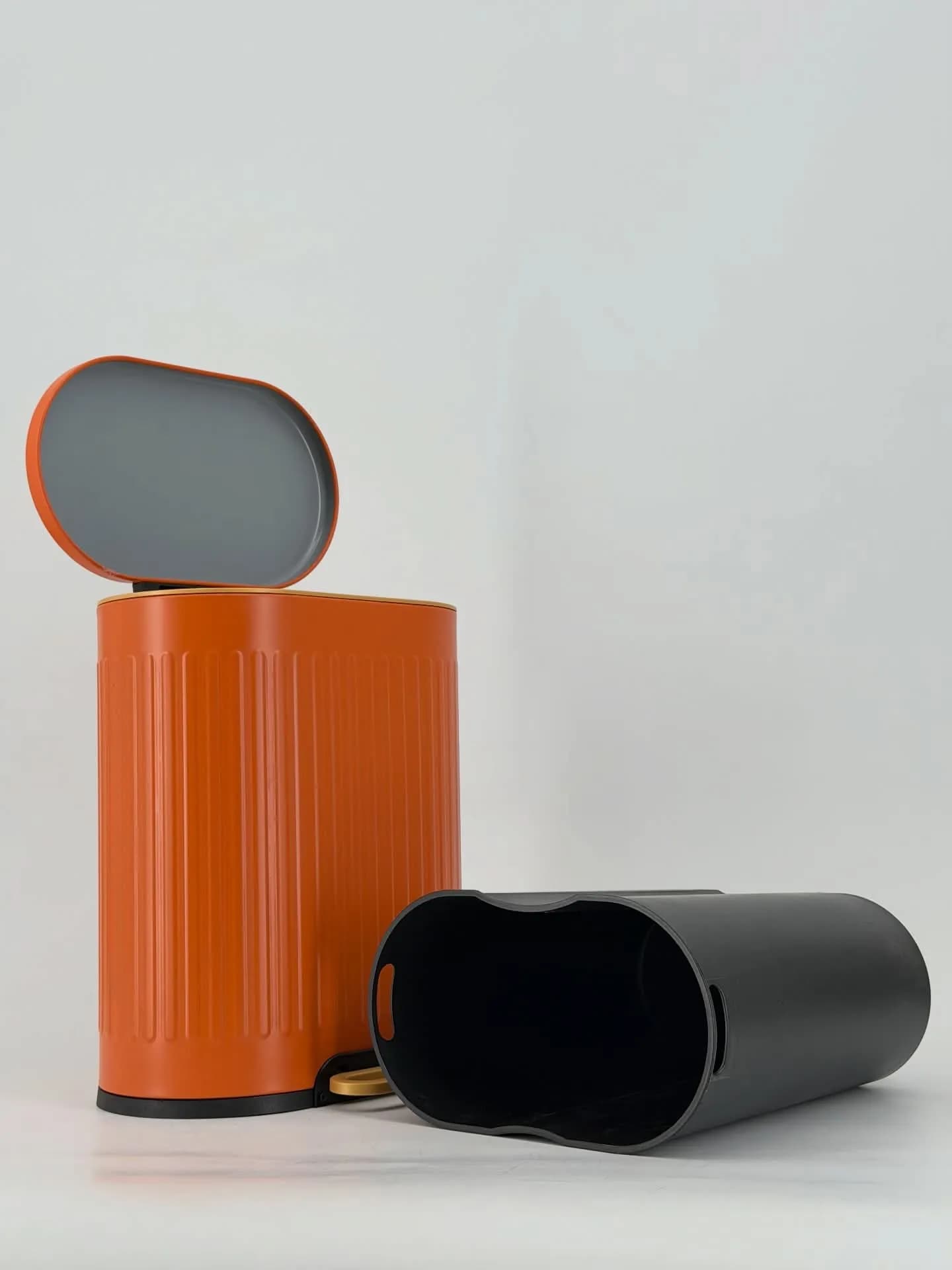 Dustbin Can 6L — view 2